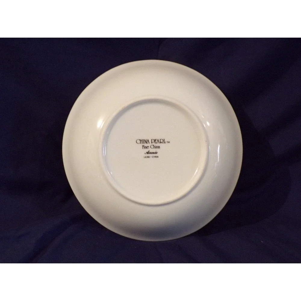 White China Dinnerware Set  by China Pearl 